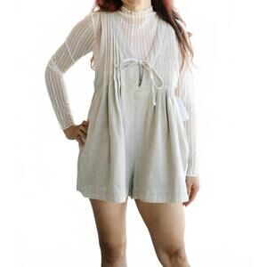 NEW VEVERET front pleated v neck sleeveless denim romper in taupe